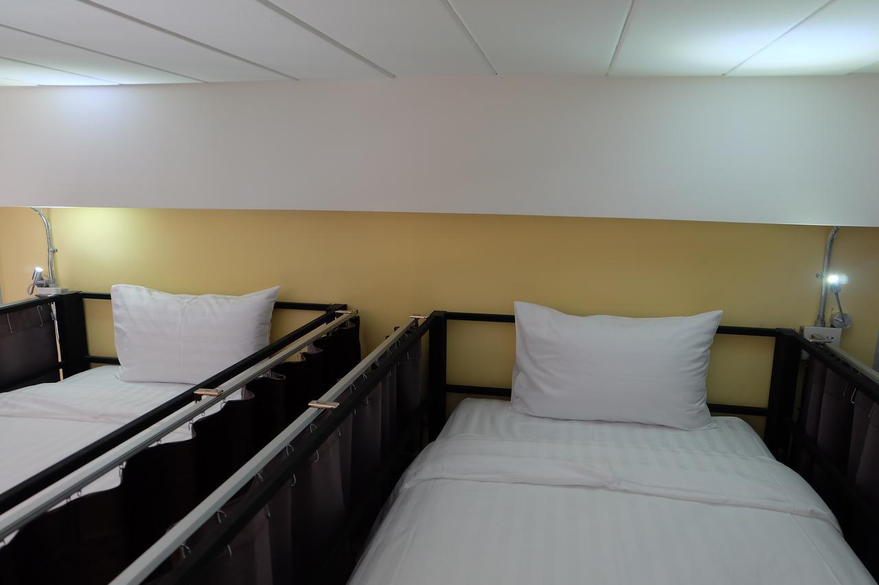 Airport Hostel Phuket Nai Yang Bagian luar foto