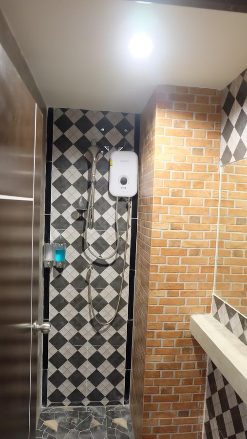 Airport Hostel Phuket Nai Yang Bagian luar foto